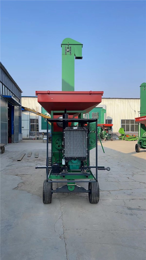 Large Portable Maize Thresher Powered by PTO, Diesel Engine or Motor(pic3) Large Portable Maize Thresher Powered by PTO, Diesel Engine or Motor(pic3)